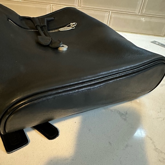 Coach Daypack Black Leather Backpack Magnetic Buckle Beautiful - Picture 13 of 16